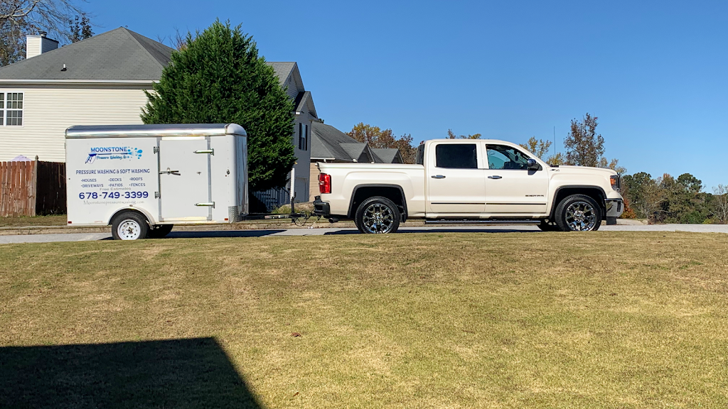 Pressure washing driveway by Moonstone
