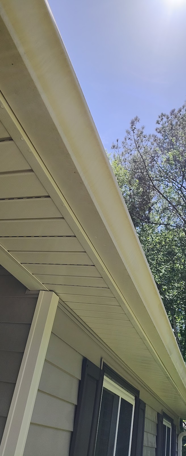 Patio and walkway pressure washing